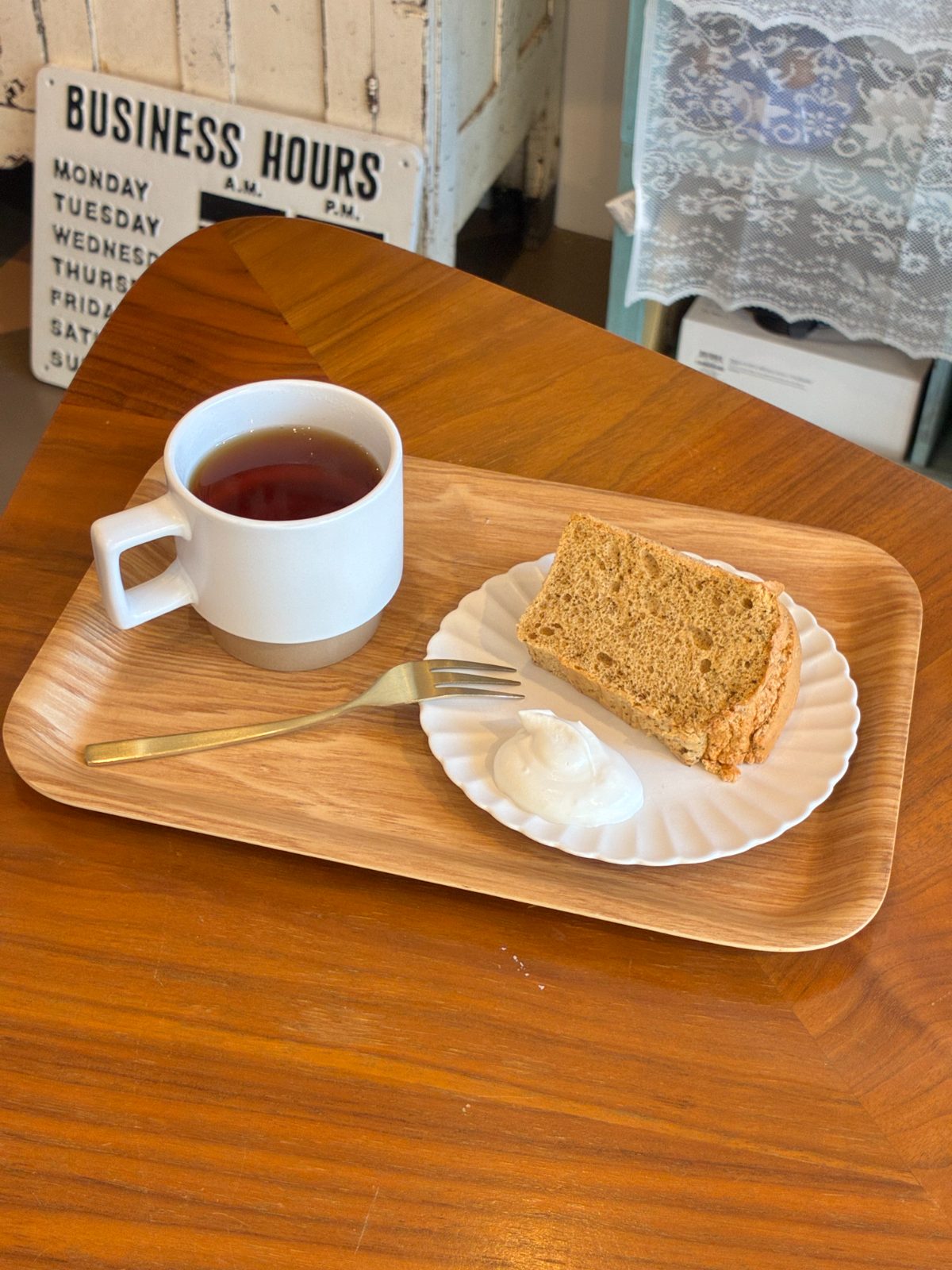 シフォンケーキと和紅茶